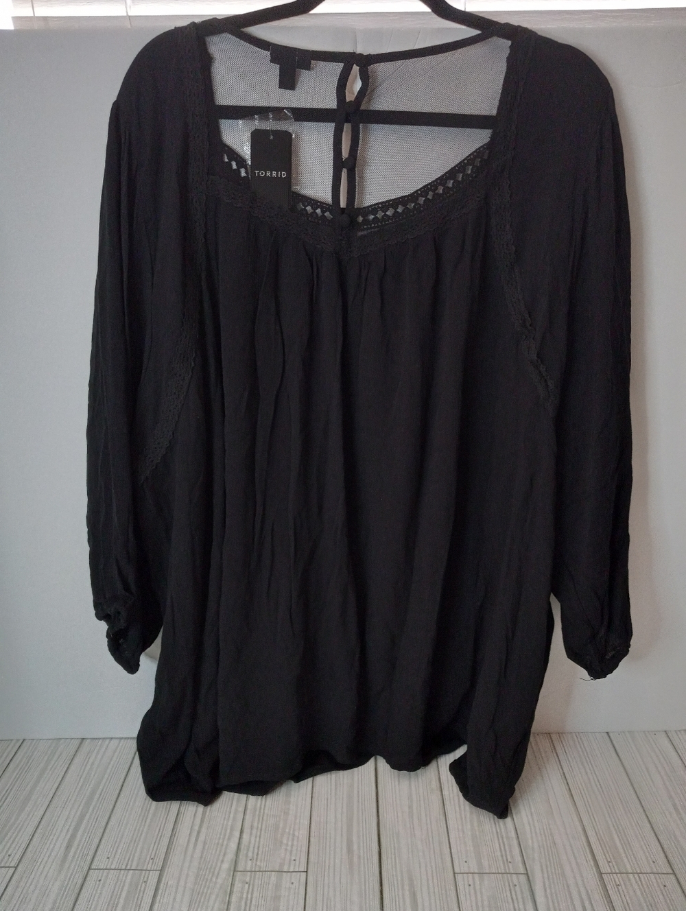 Torrid Whimsy Goth Black Gauze Boho Peasant Embroidered Blouse Plus Size 4X - Picture 5 of 8